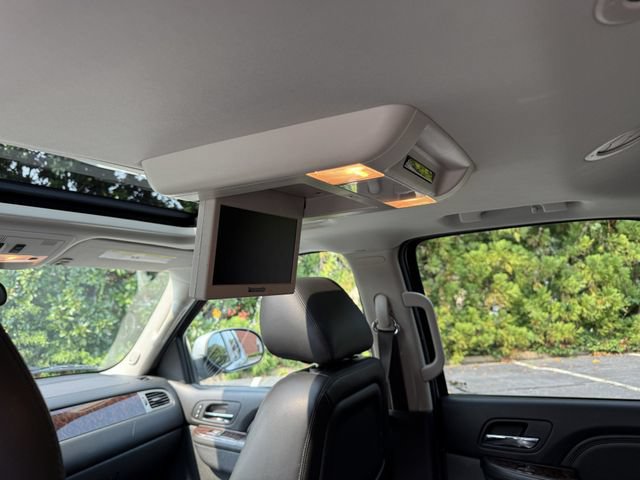Used 2013 GMC Yukon Denali AWD/4WD image 18