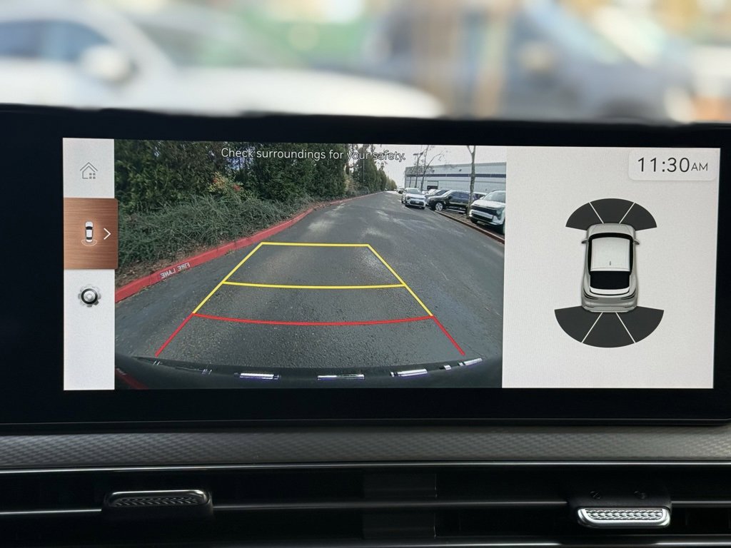 Used 2024 Genesis GV60 RWD image 41