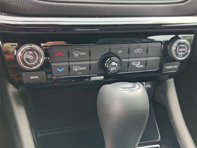 New 2026 Jeep Compass Latitude image 24