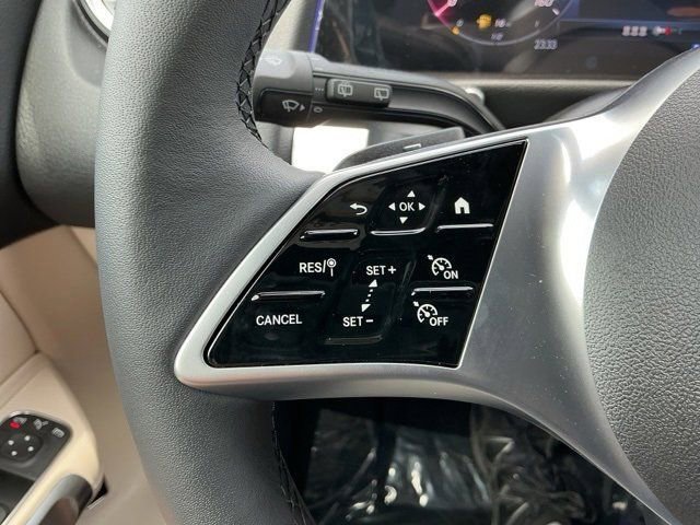 New 2025 Mercedes-Benz GLB 250 image 24