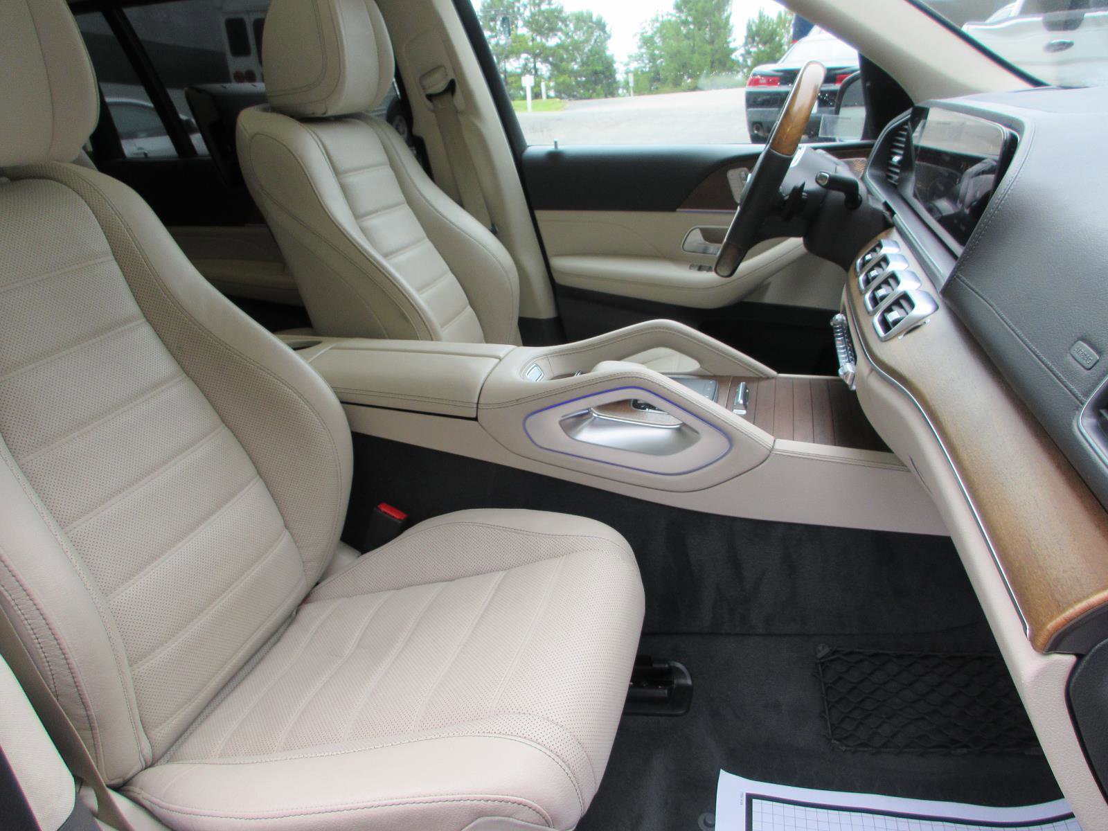 Used 2020 Mercedes-Benz GLS 580 4MATIC image 29