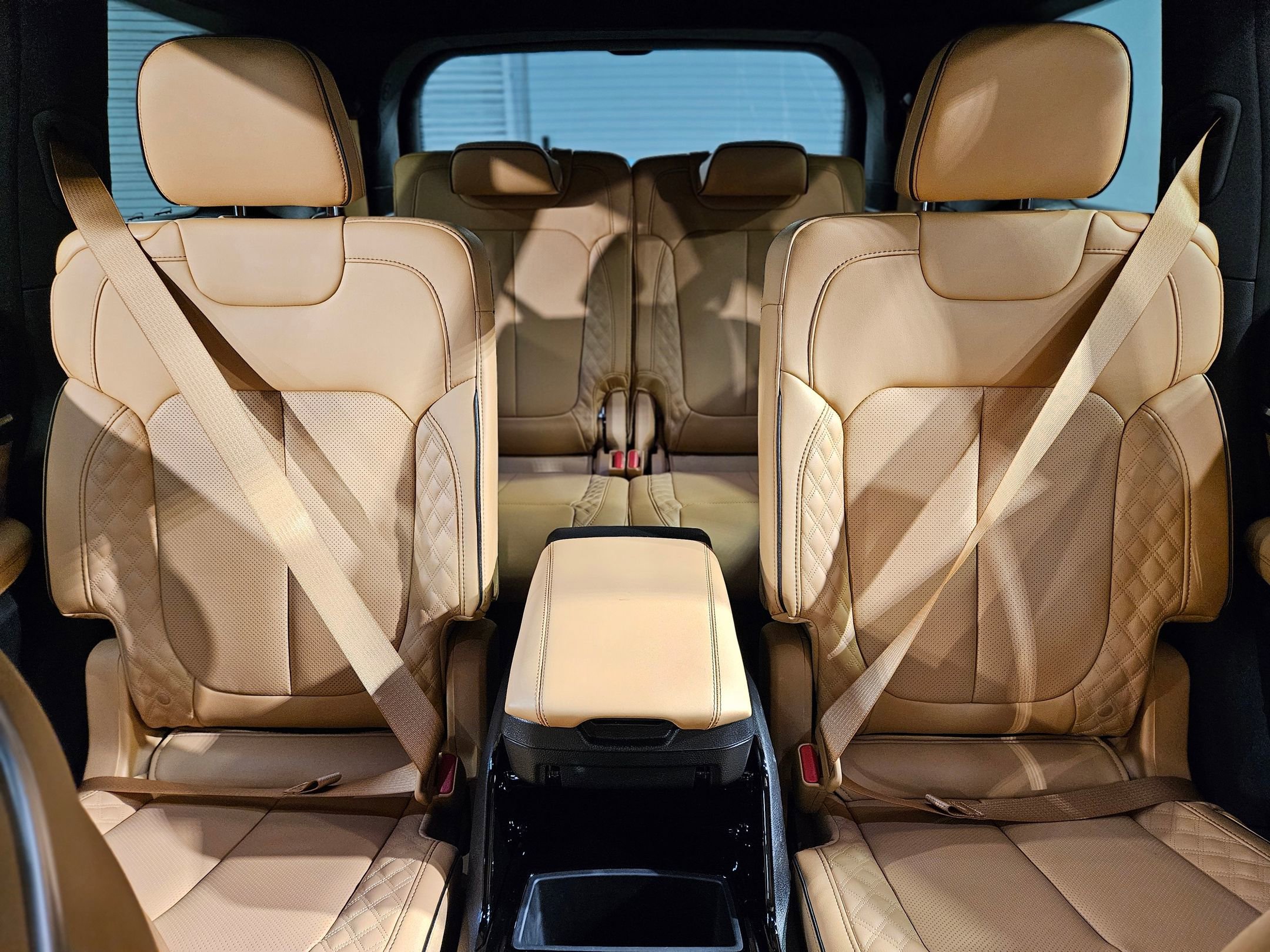 Used 2024 Jeep Grand Cherokee L Summit image 13