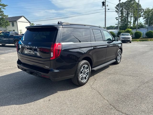 Used 2025 Ford Expedition Max Active AWD/4WD image 12