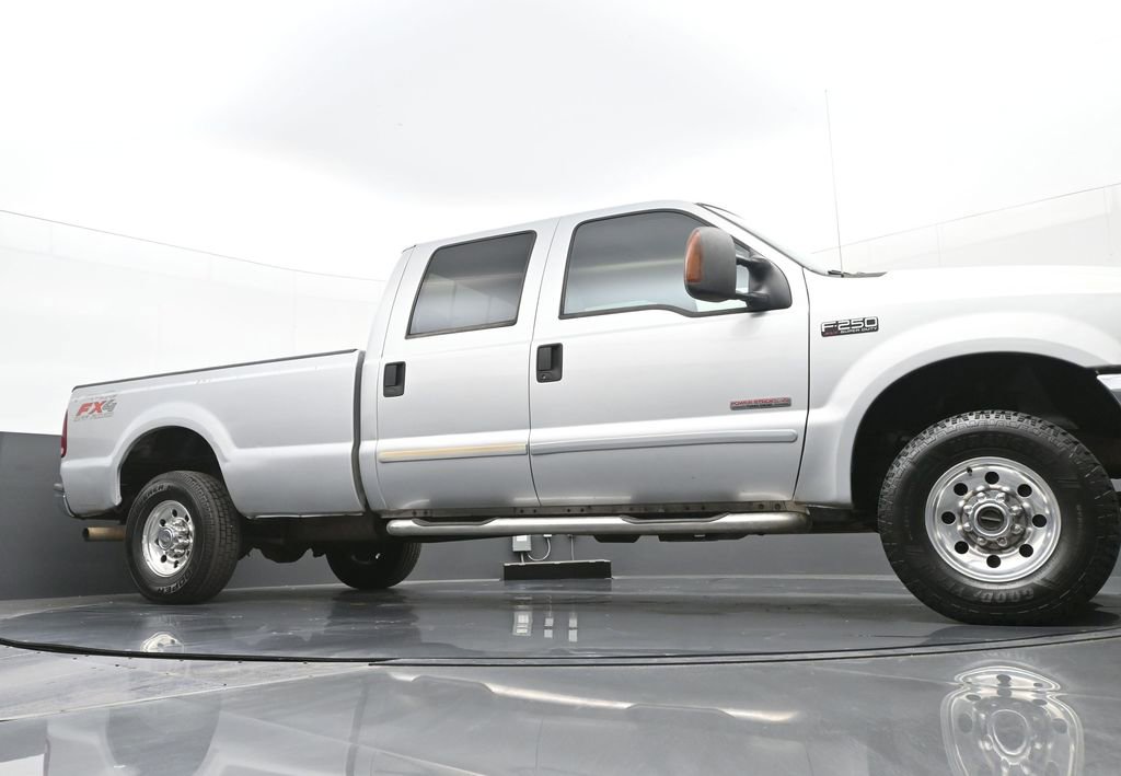 Used 2004 Ford F250 Harley-Davidson image 39