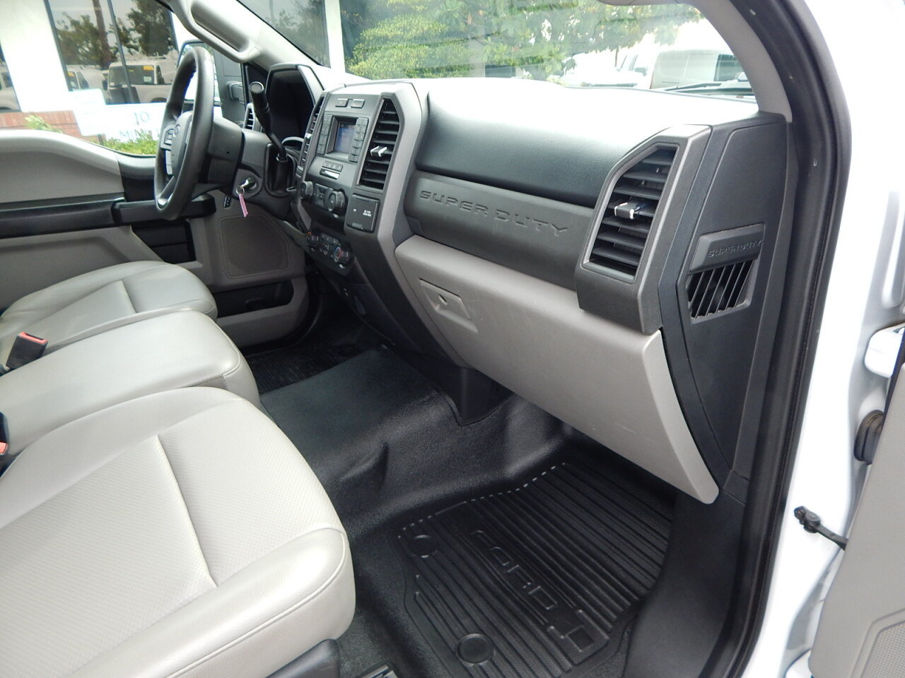 Used 2021 Ford F250 XL w/ Power Equipment Group RWD image 19