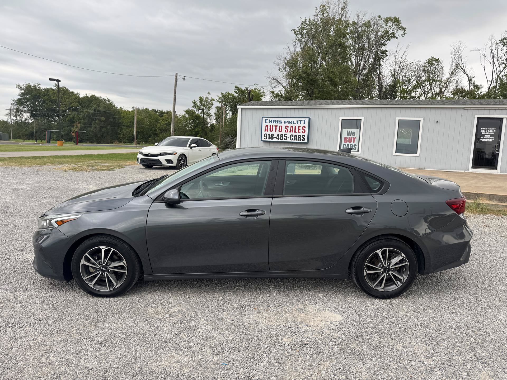 Used 2023 Kia Forte Sedan FWD image 6