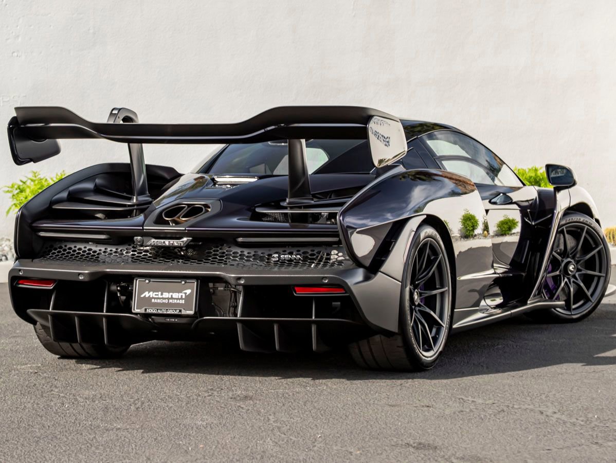 Used 2019 McLaren Senna RWD image 6