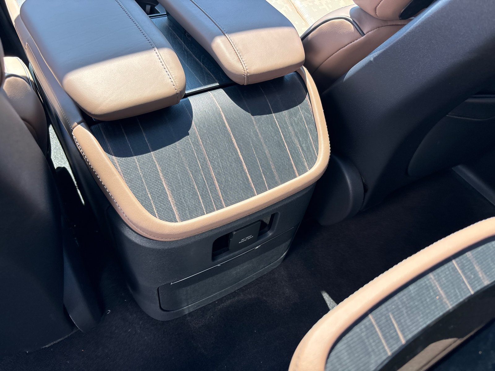 New 2026 Lincoln Navigator L Black Label AWD/4WD image 32
