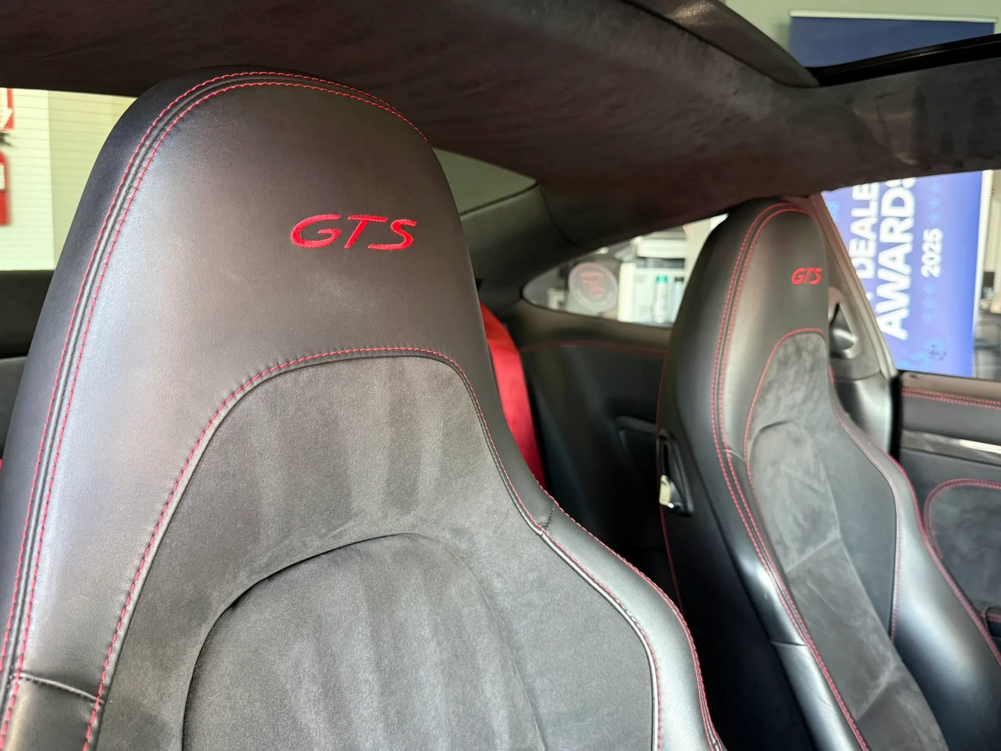 Used 2017 Porsche 911 GT3 RS image 27