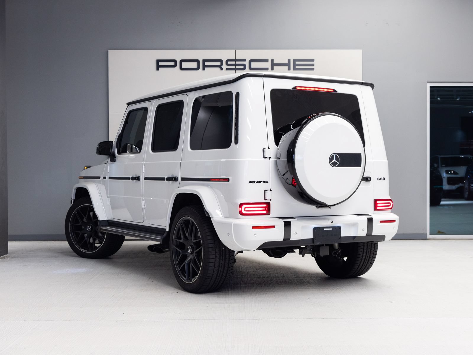 Used 2025 Mercedes-Benz G 63 AMG 4MATIC image 5
