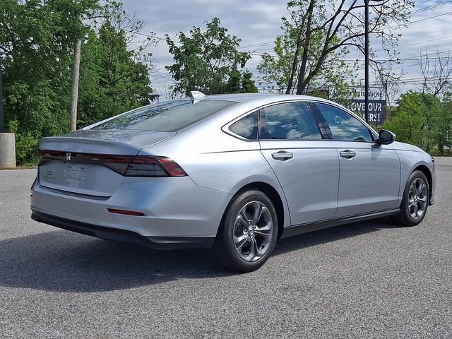 Used 2023 Honda Accord EX image 9