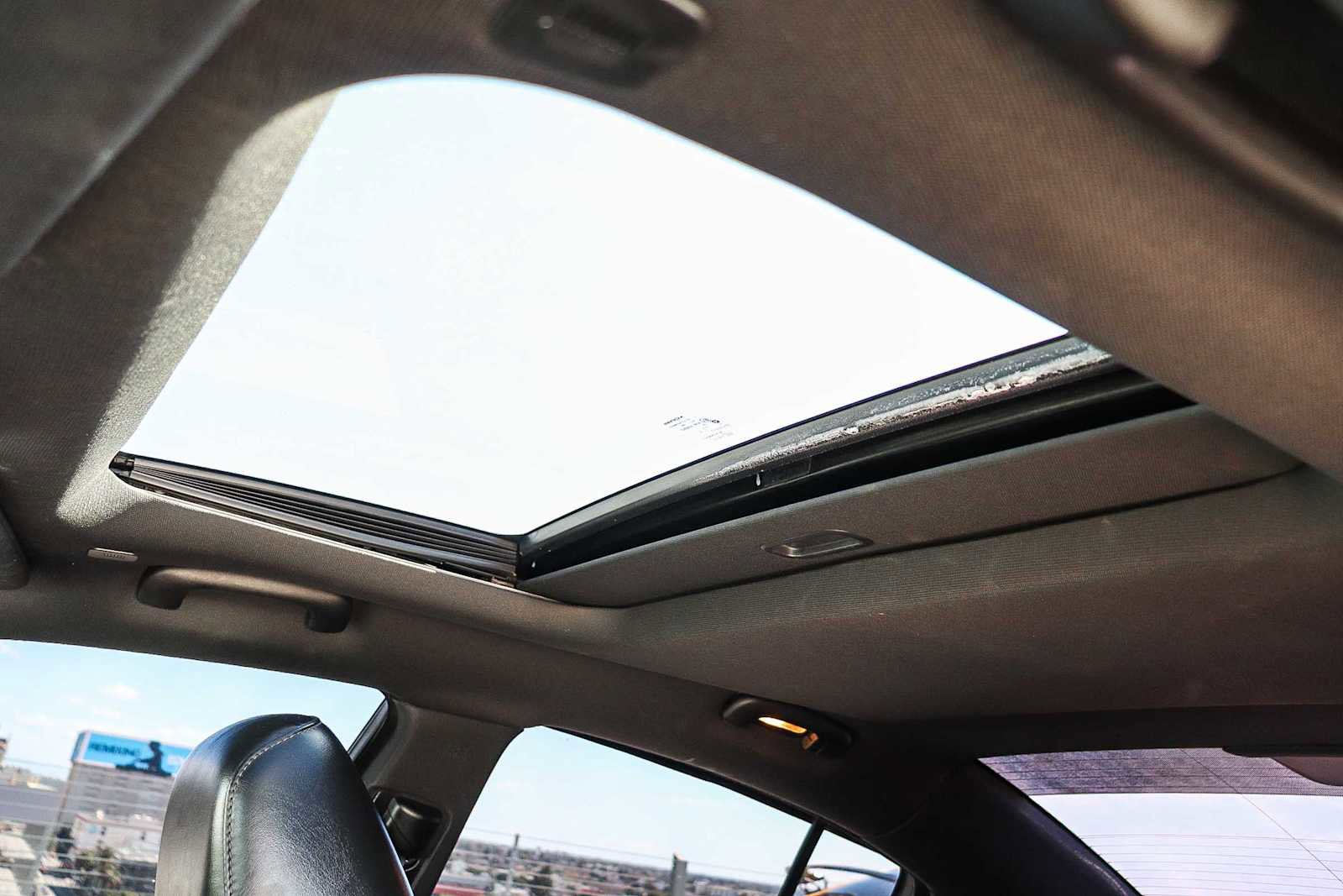 Used 2017 Dodge Charger R/T Scat Pack w/ Technology Group image 27