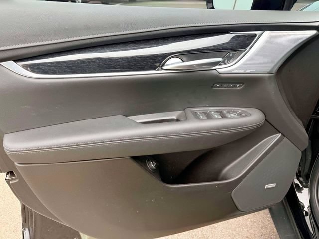 Used 2023 Cadillac XT5 Premium Luxury w/ LPO, Floor Liner Package FWD image 17