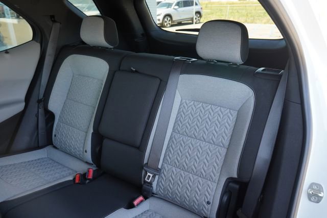 Used 2022 Chevrolet Equinox LS w/ LS Convenience Package FWD image 25