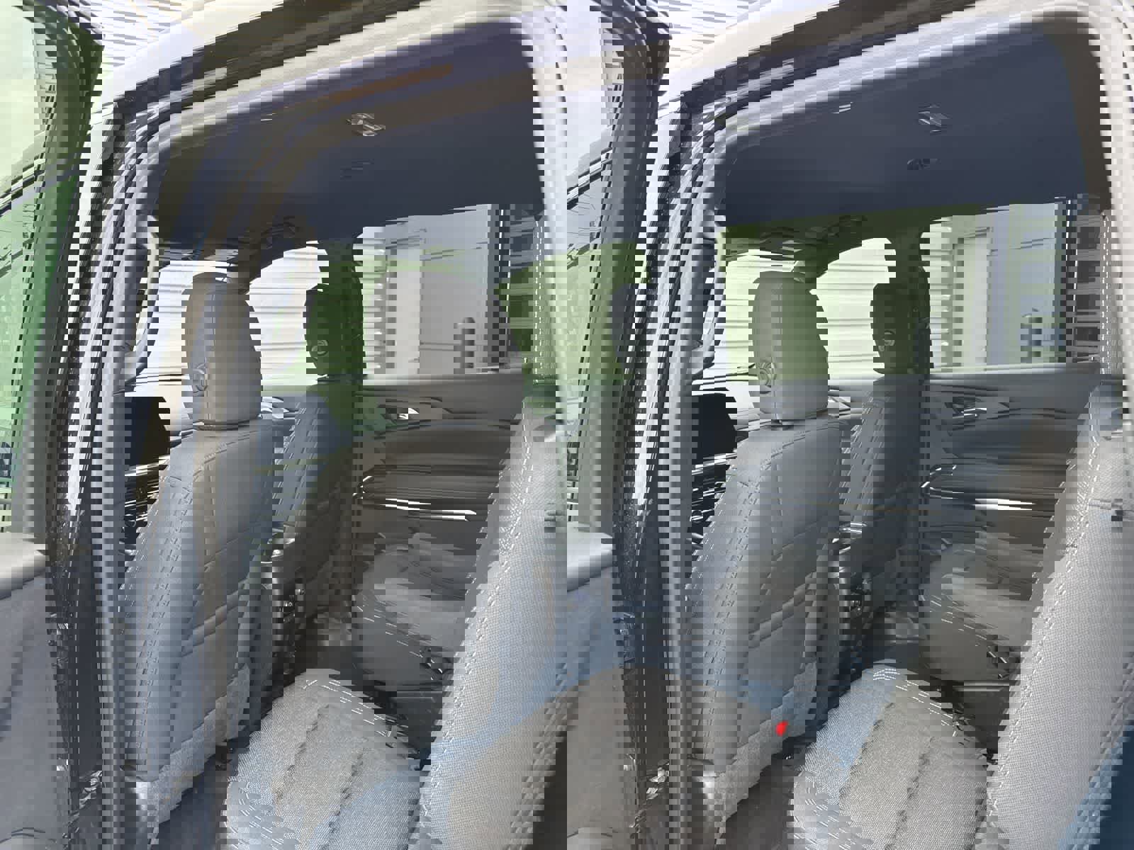 Used 2024 Chevrolet Traverse LT image 6