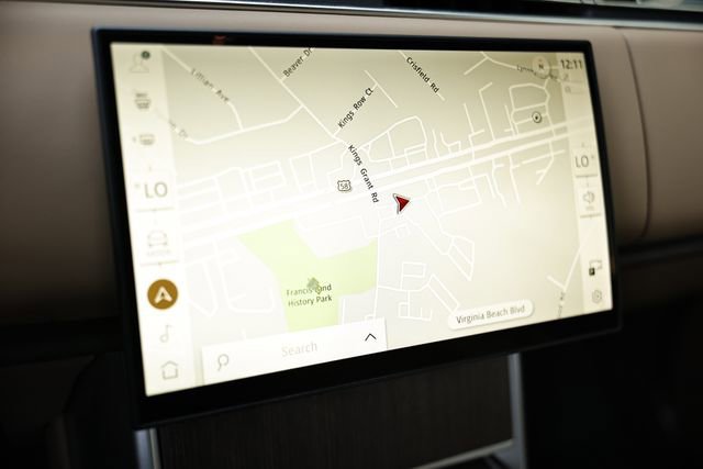 New 2026 Land Rover Range Rover Long Wheelbase SE image 46