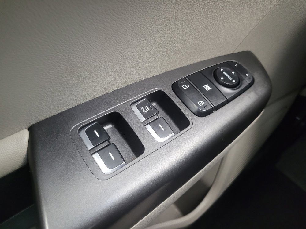 Used 2020 Kia Sportage LX AWD/4WD image 27