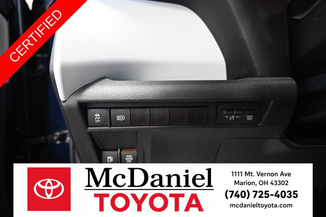 Certified 2025 Toyota Sienna LE AWD/4WD image 26