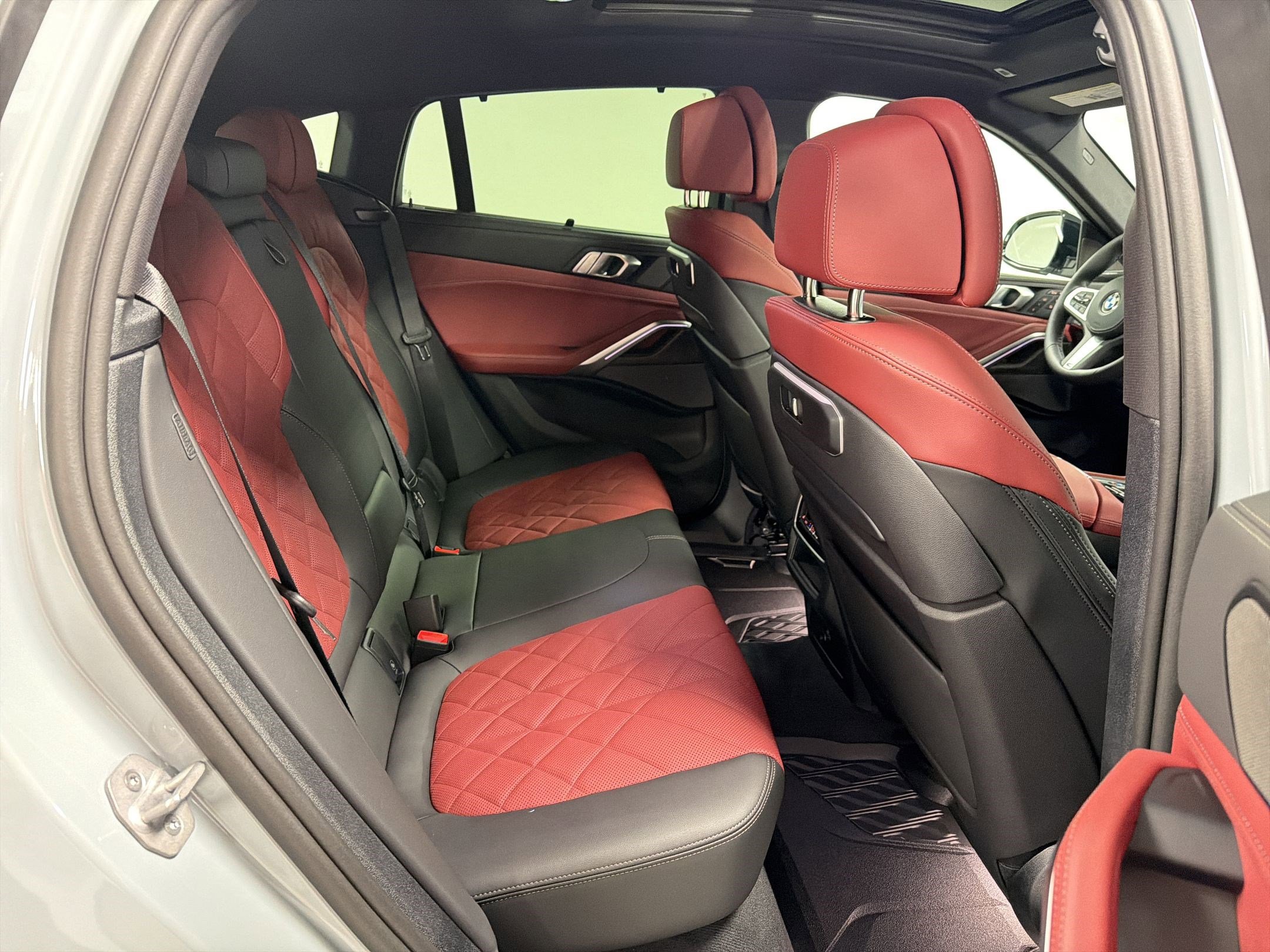 New 2027 BMW X6 xDrive40i AWD/4WD image 30