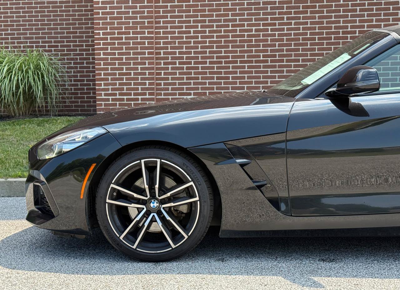 Used 2019 BMW Z4 sDrive30i w/ M Sport Package RWD image 6