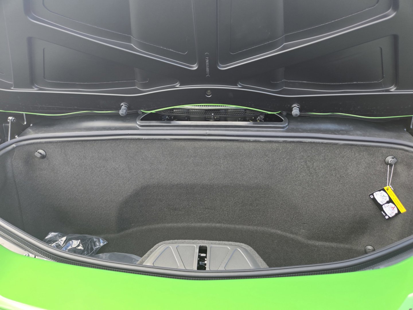 New 2026 Chevrolet Corvette Stingray Premium Conv w/ Z51 Performance Package image 32