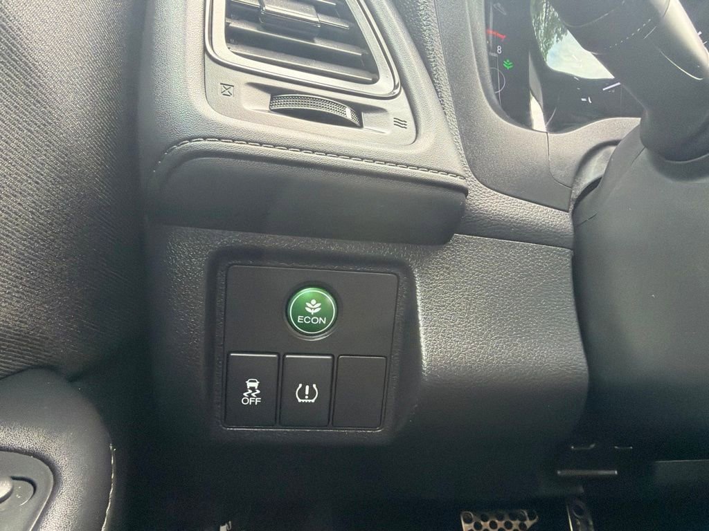 Used 2019 Honda HR-V Sport image 24