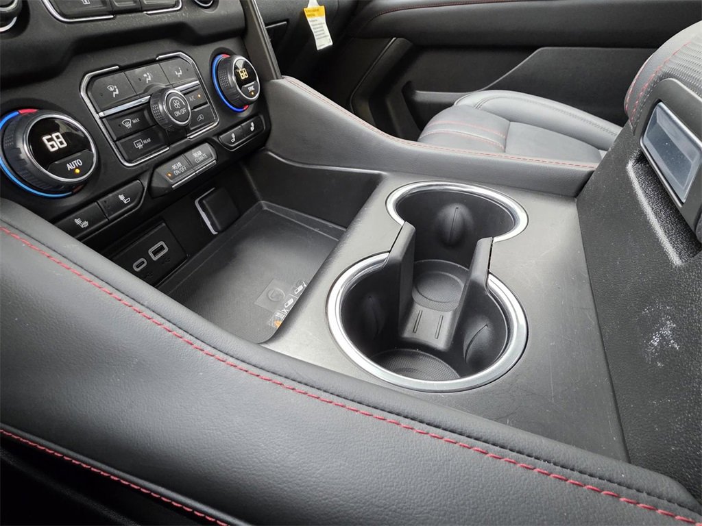 Used 2024 Chevrolet Suburban RST image 26