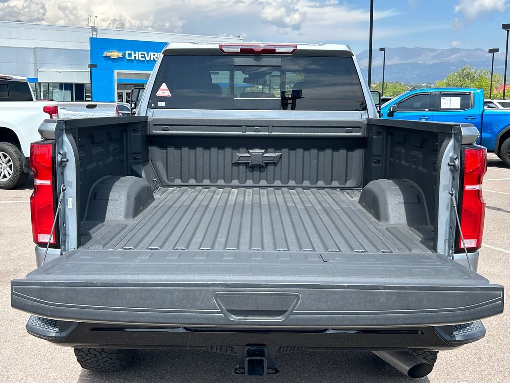 Used 2025 Chevrolet Silverado 2500 LT w/ Trail Boss Package AWD/4WD image 5