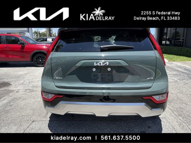 Used 2023 Kia Niro EX Touring FWD image 4