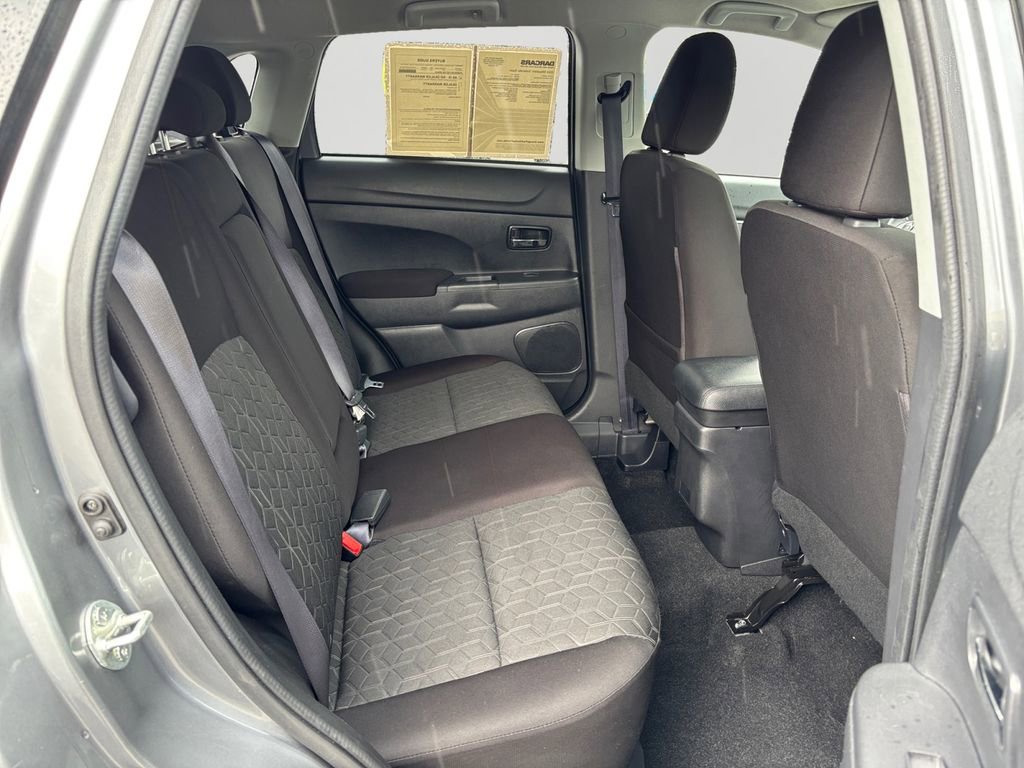 Used 2024 Mitsubishi Outlander Sport ES AWD/4WD image 13
