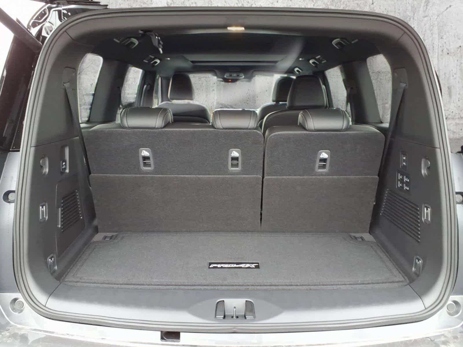 New 2026 Nissan Armada PRO-4X AWD/4WD image 12