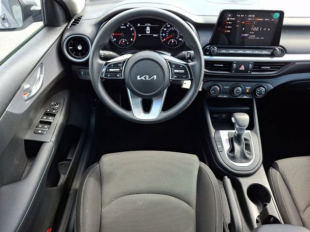 Used 2023 Kia Forte LXS FWD image 11
