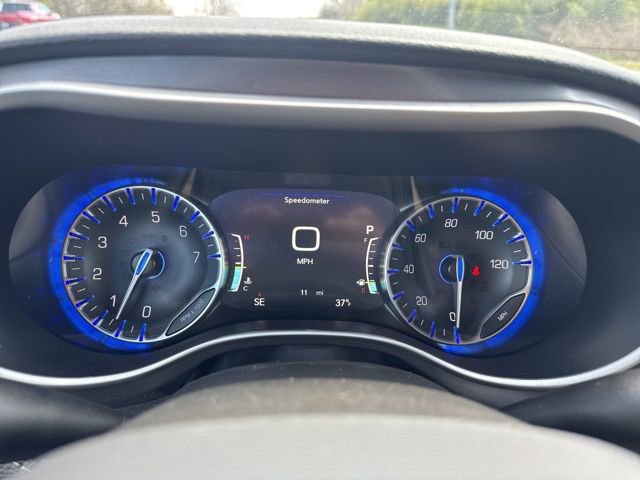 New 2026 Chrysler Pacifica Select image 23