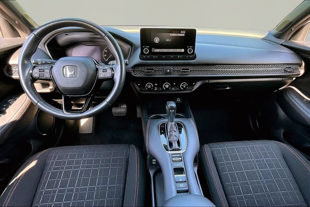 Used 2024 Honda HR-V Sport image 8