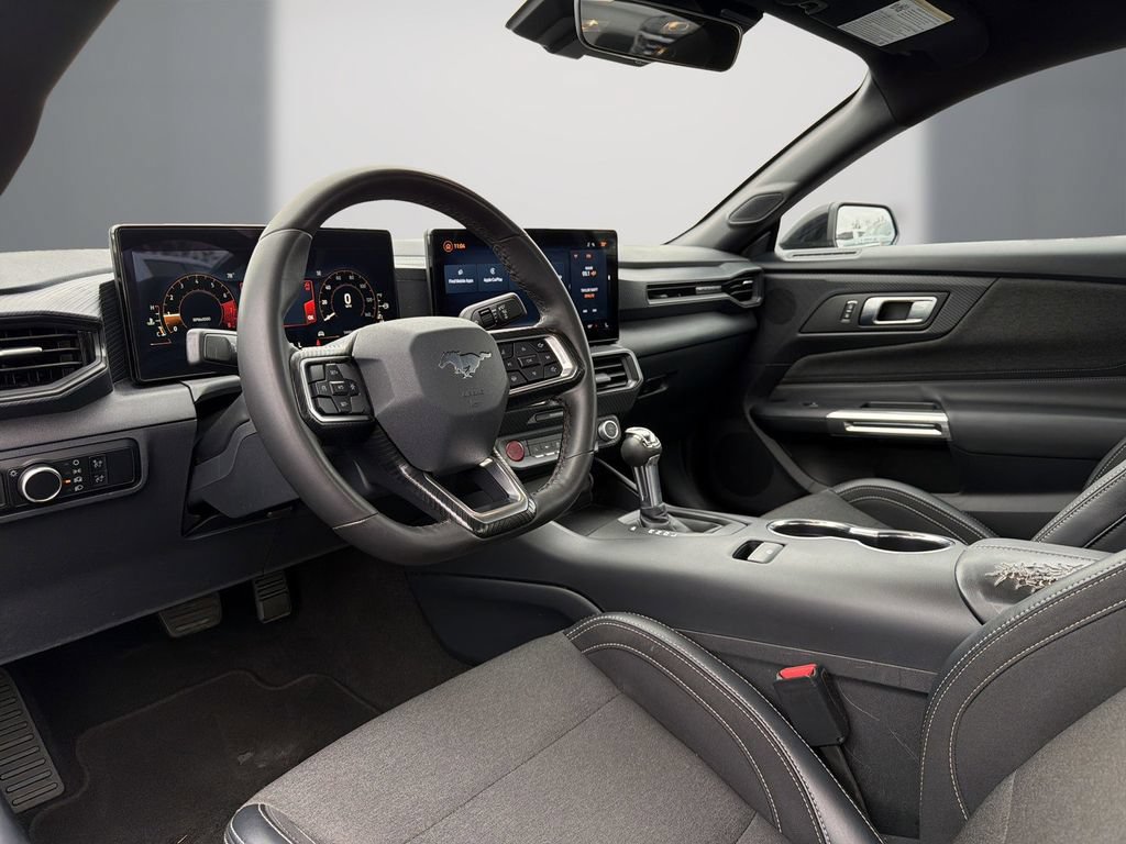 Used 2024 Ford Mustang Coupe RWD image 12