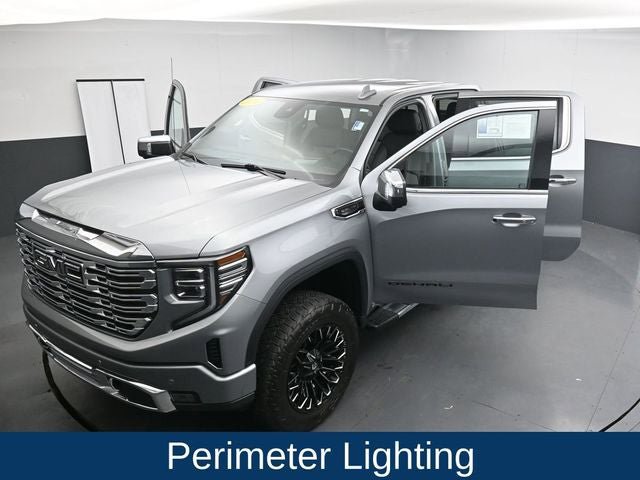 Used 2024 GMC Sierra 1500 Denali w/ Technology Package AWD/4WD image 36