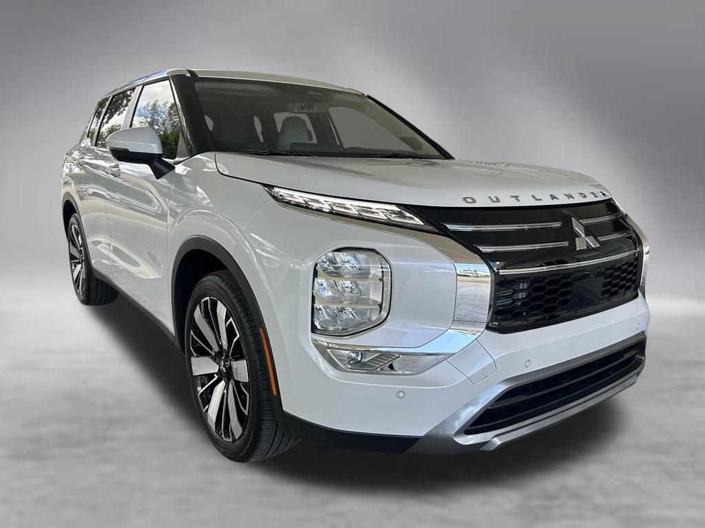 New 2026 Mitsubishi Outlander SE FWD image 2