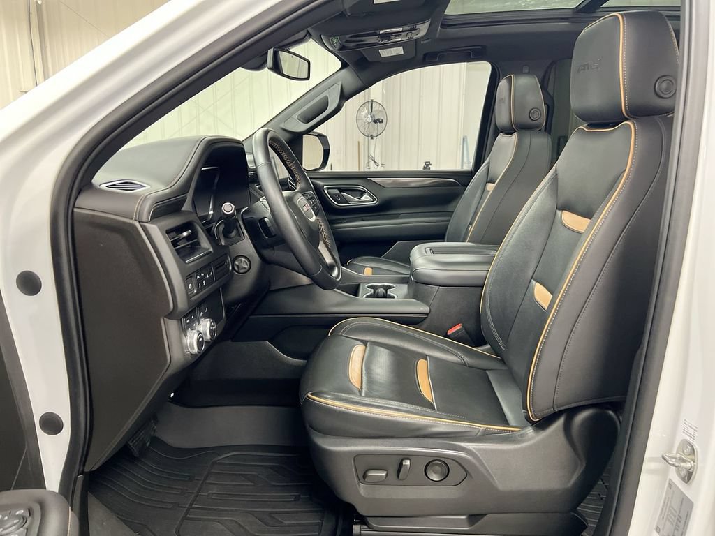 Used 2022 GMC Yukon XL AT4 AWD/4WD image 21