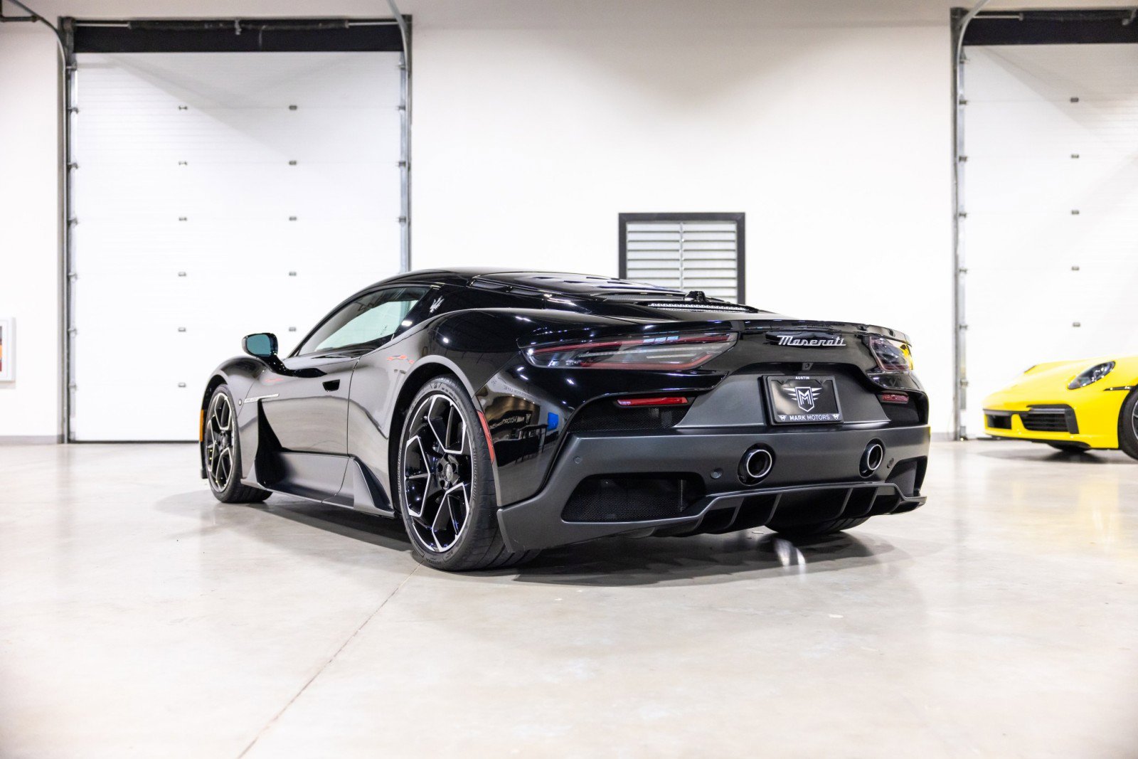 Used 2022 Maserati MC20 Coupe RWD image 6