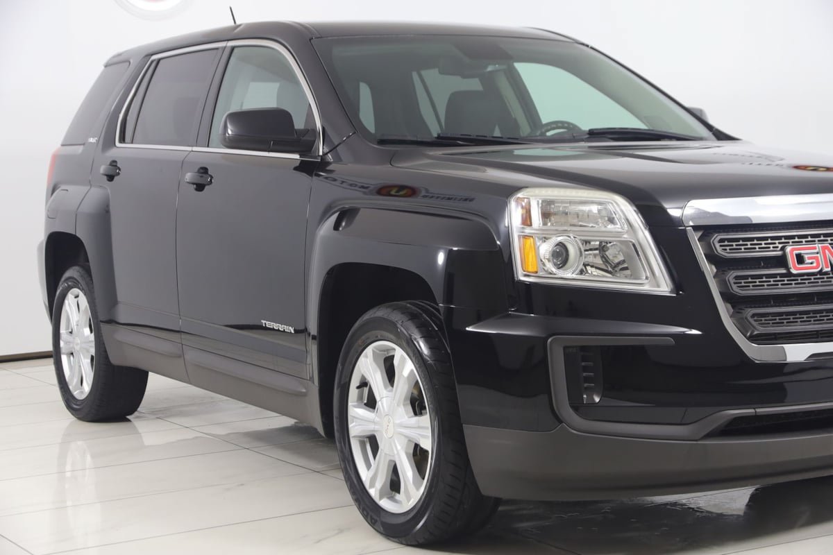 Used 2017 GMC Terrain SLE FWD image 33
