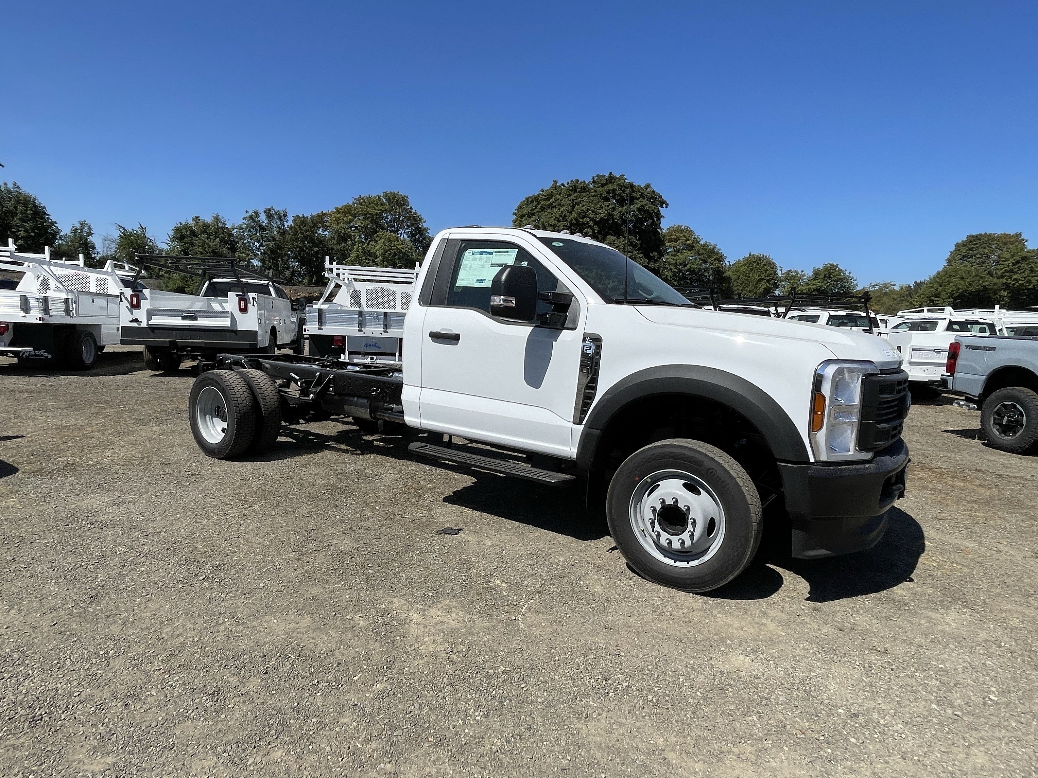 New 2026 Ford F550 2WD Regular Cab Super Duty image 7
