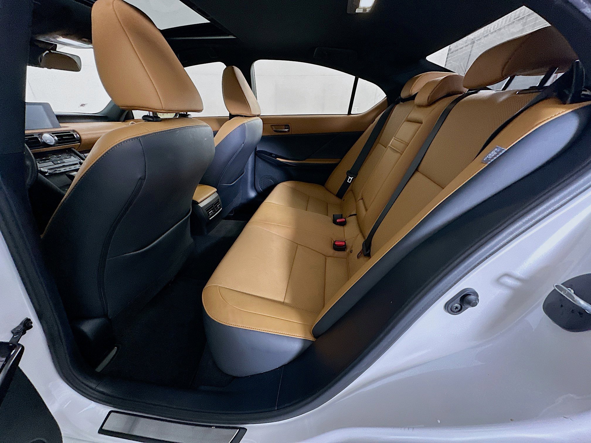 Used 2023 Lexus IS 300 w/ Comfort Package RWD image 29