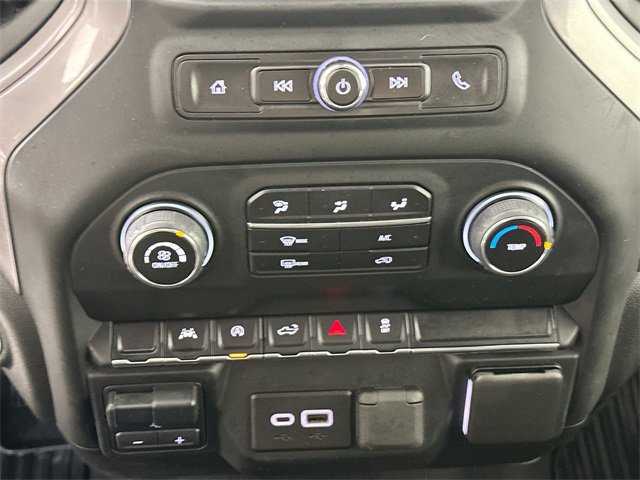 Used 2023 Chevrolet Silverado 1500 Custom image 14