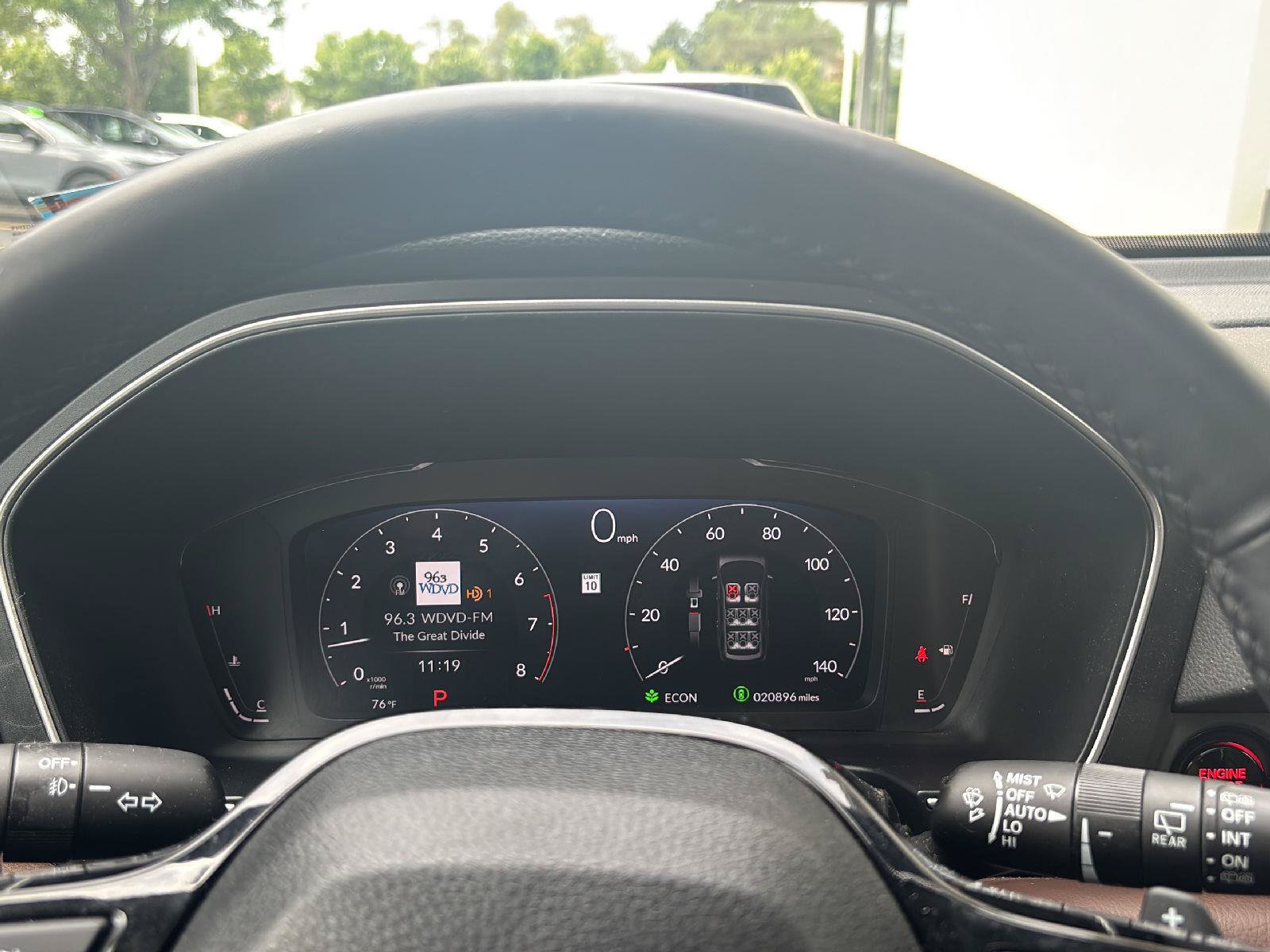 Used 2025 Honda Pilot Elite image 6