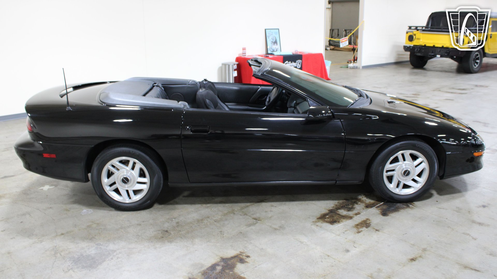 Used 1995 Chevrolet Camaro Z28 RWD image 5