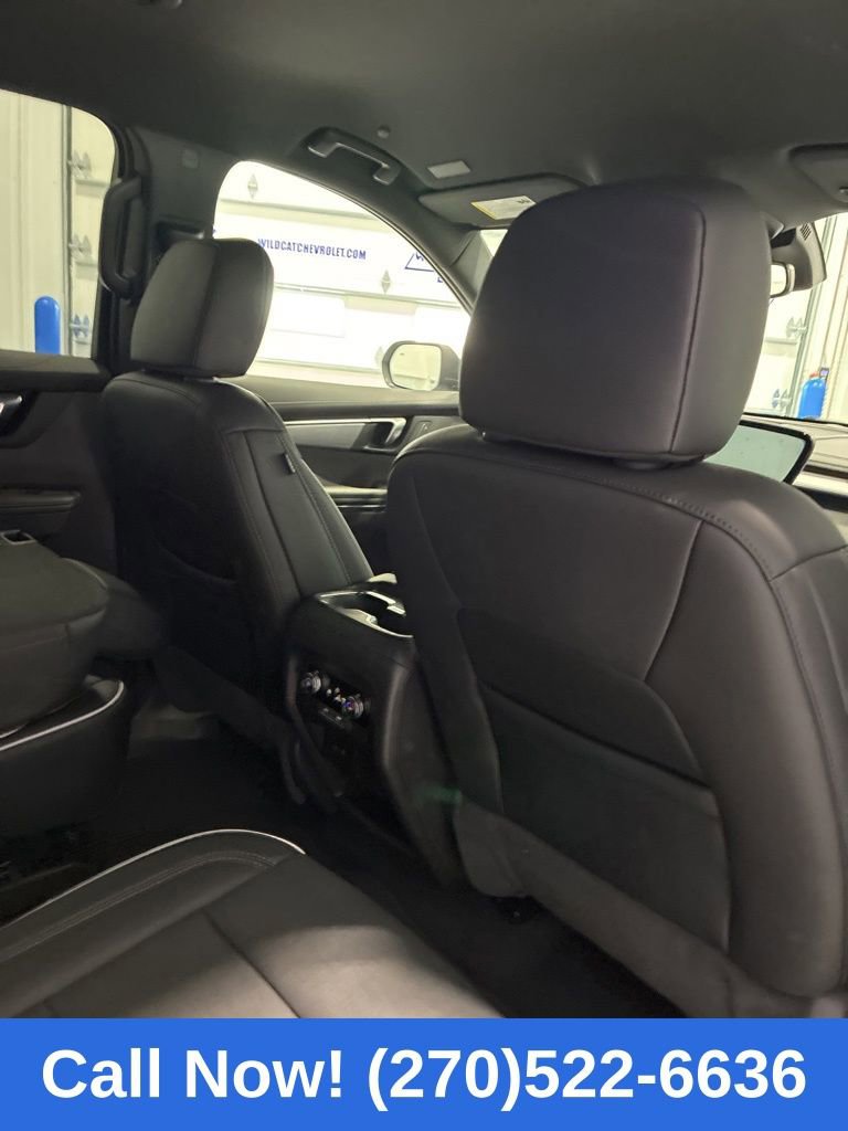 Used 2025 Buick Enclave Preferred image 45