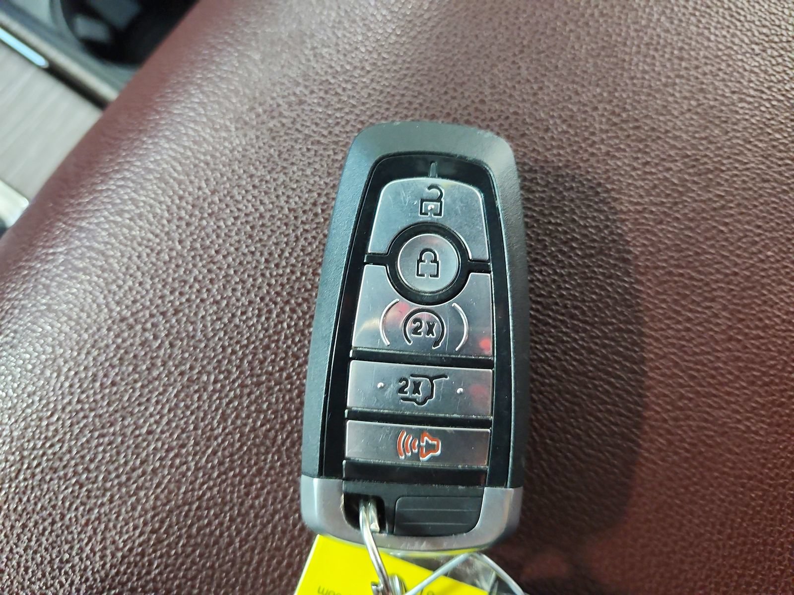 Used 2024 Ford Expedition Limited AWD/4WD image 32