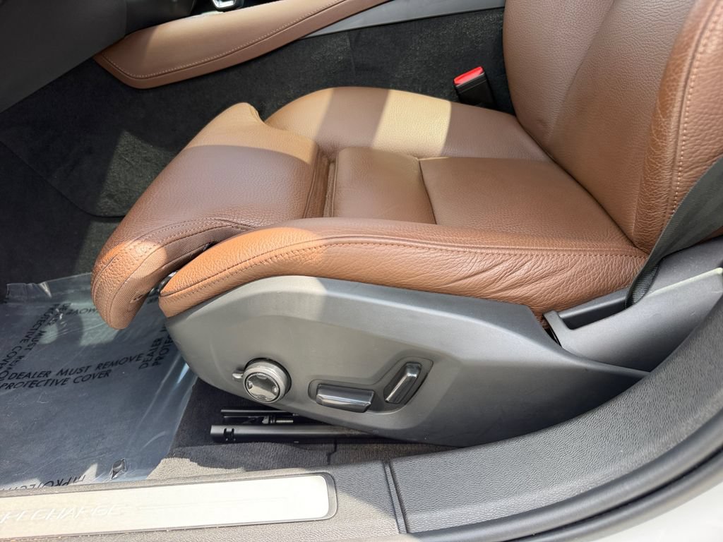 Certified 2024 Volvo S60 T8 Ultimate AWD/4WD image 17
