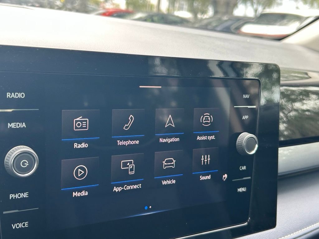 New 2026 Volkswagen Taos SEL AWD/4WD image 16