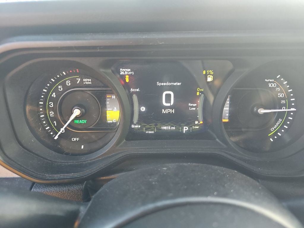 Used 2024 Jeep Wrangler Unlimited Sahara w/ Dual Top Group AWD/4WD image 2